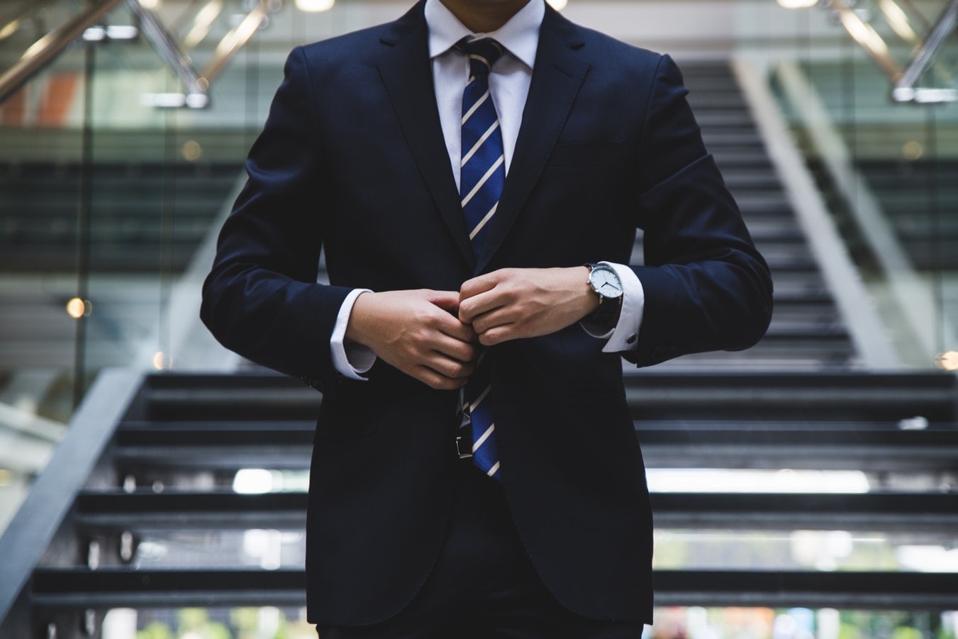 Corporate & Commercial Min