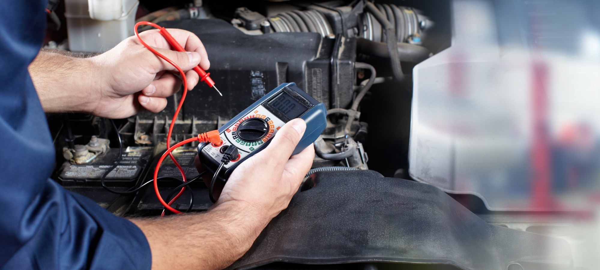 Mechanic and voltmeter